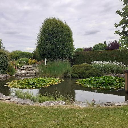 Villa Le Plan D'Eau à Civray-de-Touraine Extérieur photo