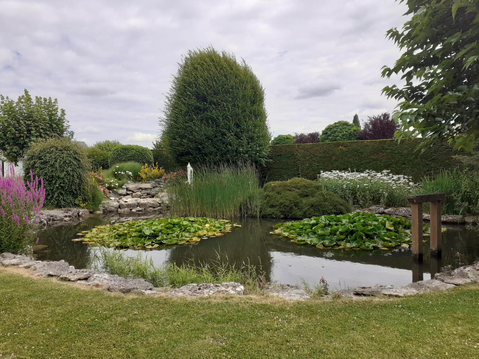 Villa Le Plan D'Eau à Civray-de-Touraine Extérieur photo